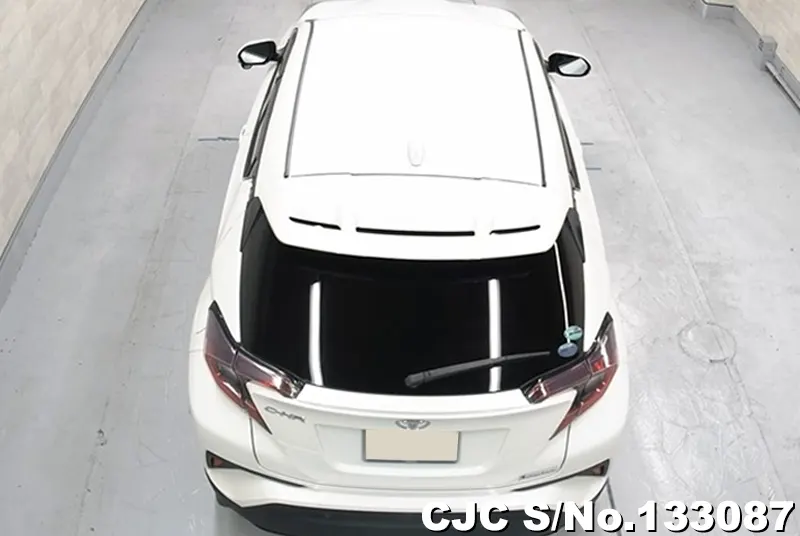 2017 Toyota / C-HR Stock No. 133087