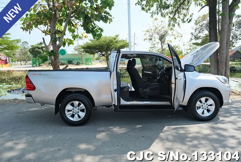 2018 Toyota / Hilux / Revo Stock No. 133104