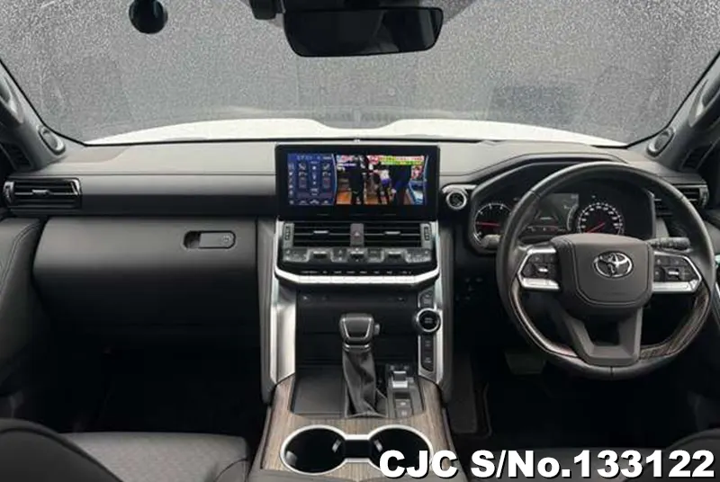 2021 Toyota / Land Cruiser Stock No. 133122