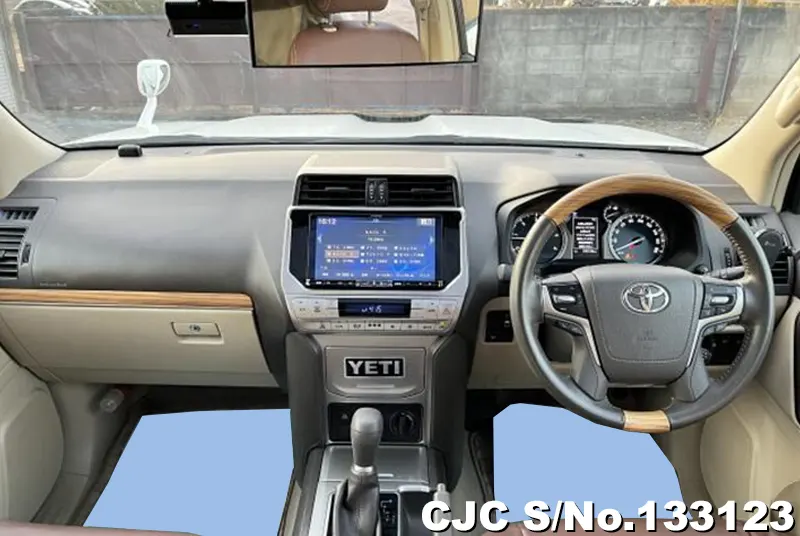 2020 Toyota / Land Cruiser Prado Stock No. 133123