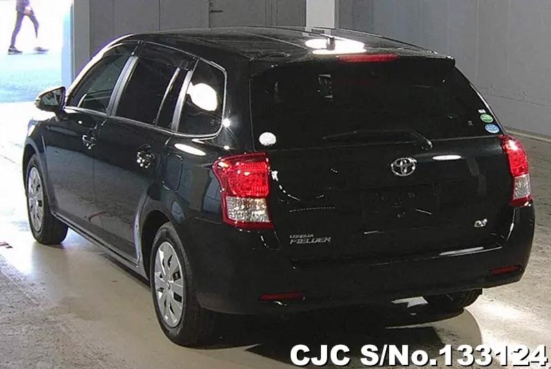 2013 Toyota / Corolla Fielder Stock No. 133124