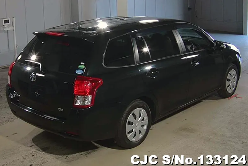 2013 Toyota / Corolla Fielder Stock No. 133124