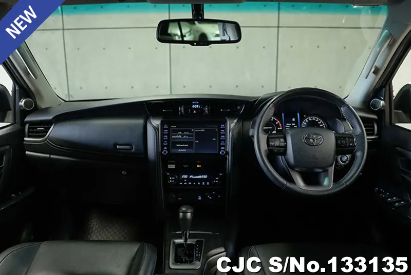 2022 Toyota / Fortuner Stock No. 133135