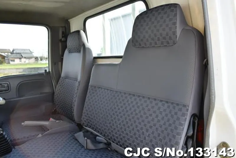 2006 Isuzu / Elf Stock No. 133143