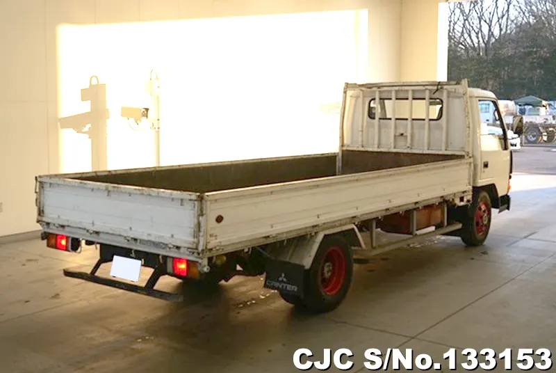 1988 Mitsubishi / Canter Stock No. 133153