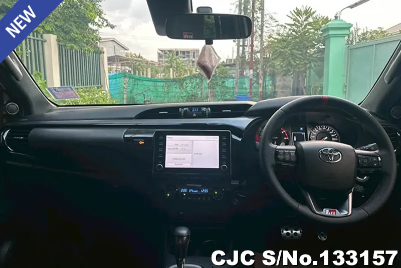 2022 Toyota / Hilux / Revo Stock No. 133157