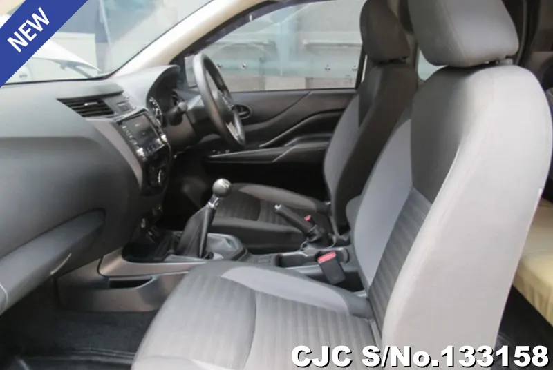2025 Nissan / Navara Stock No. 133158