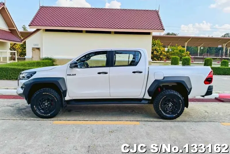 2024 Toyota / Hilux / Revo Stock No. 133162