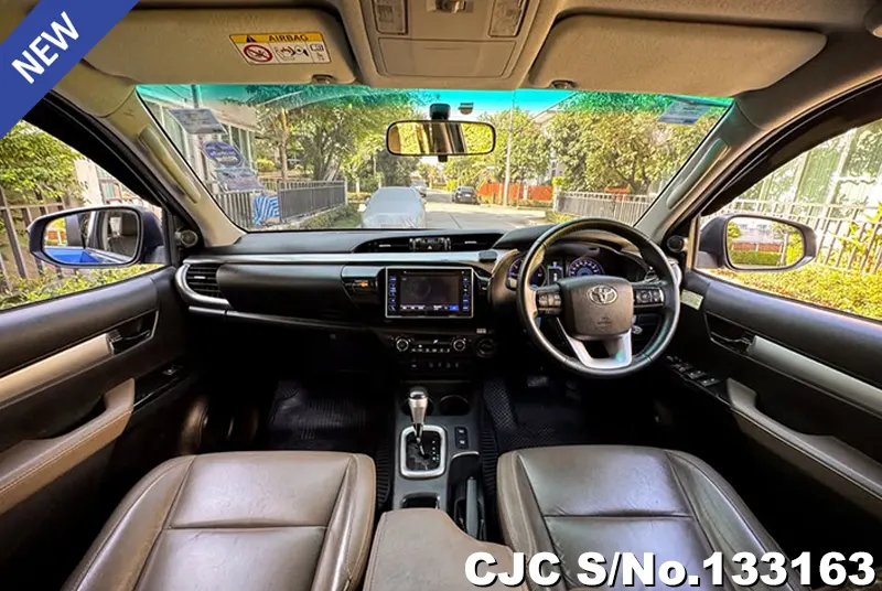 2016 Toyota / Hilux / Revo Stock No. 133163