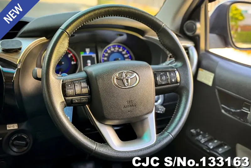 2016 Toyota / Hilux / Revo Stock No. 133163