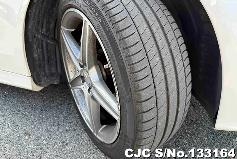 Mercedes Benz C Class in white for Sale Image 14