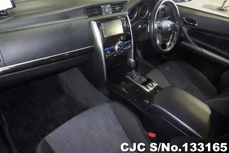 2017 Toyota / Mark X Stock No. 133165