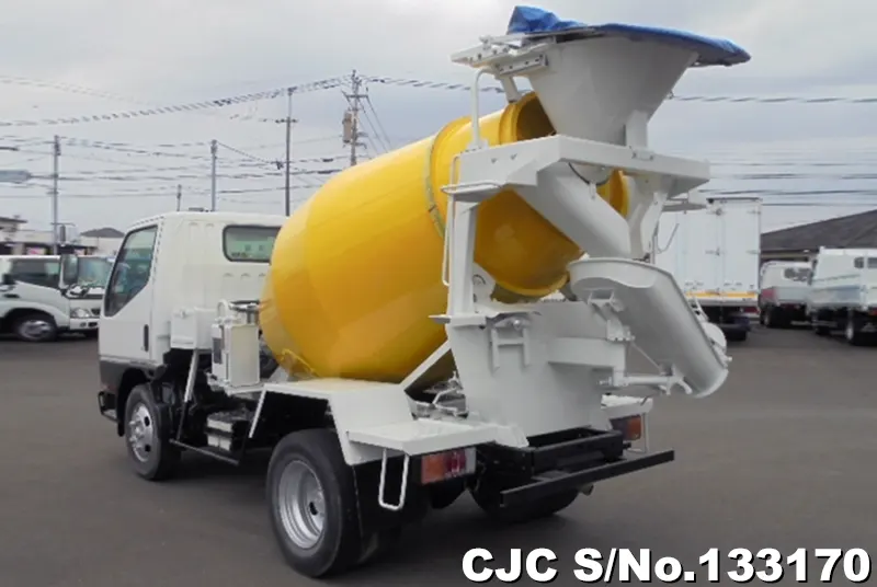 2001 Mitsubishi / Canter Stock No. 133170