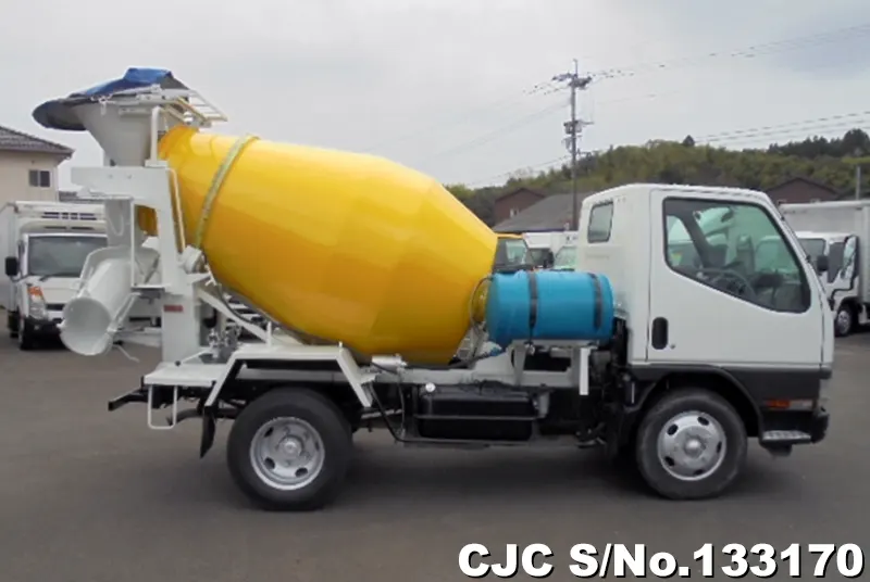 2001 Mitsubishi / Canter Stock No. 133170