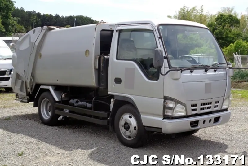 2004 Nissan / Condor Stock No. 133171