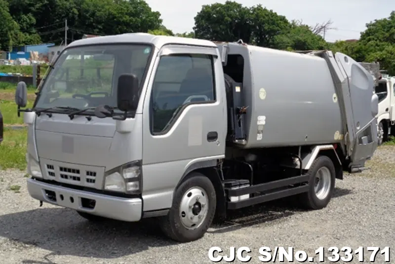 2004 Nissan / Condor Stock No. 133171