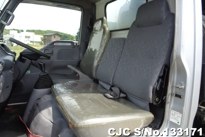 2004 Nissan / Condor Stock No. 133171