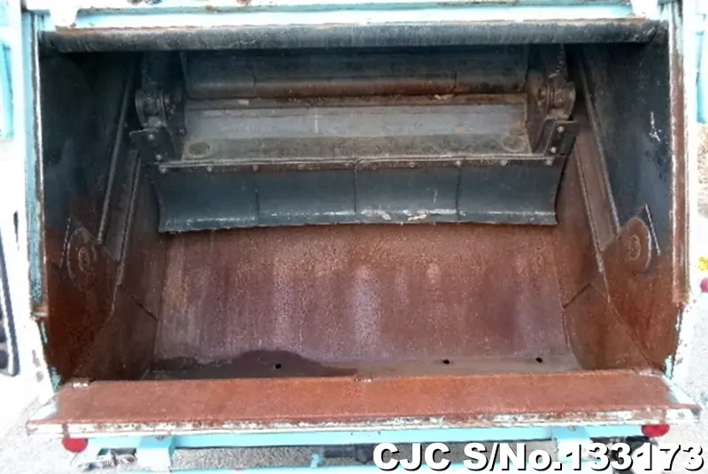 2007 Isuzu / Elf Stock No. 133173