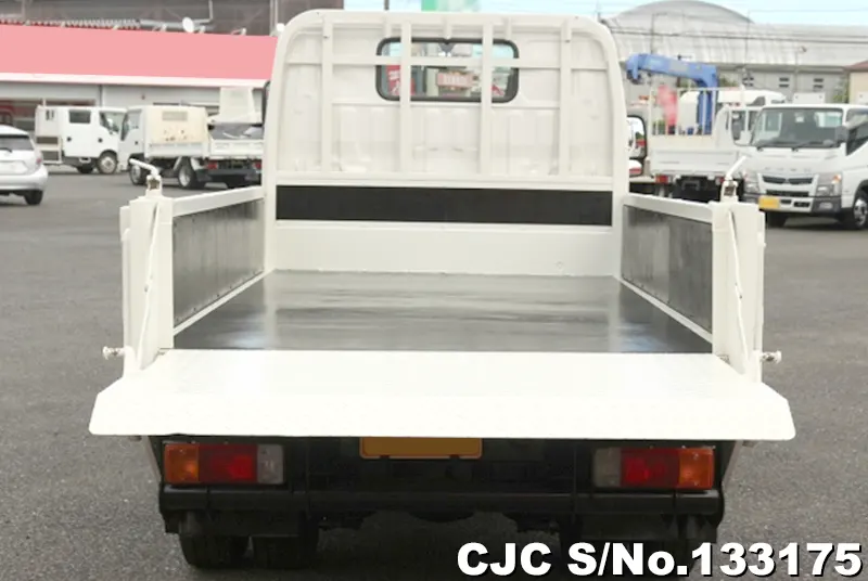 2012 Hino / Dutro Stock No. 133175