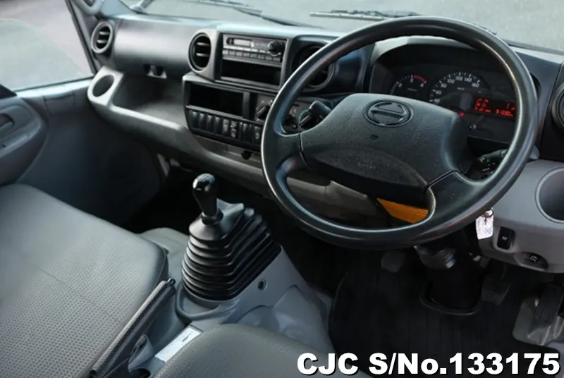 2012 Hino / Dutro Stock No. 133175