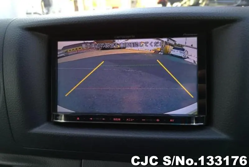 2017 Nissan / Caravan Stock No. 133176