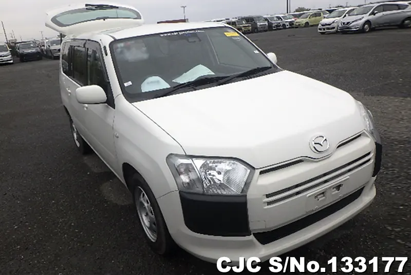 2020 Mazda / Familia Stock No. 133177