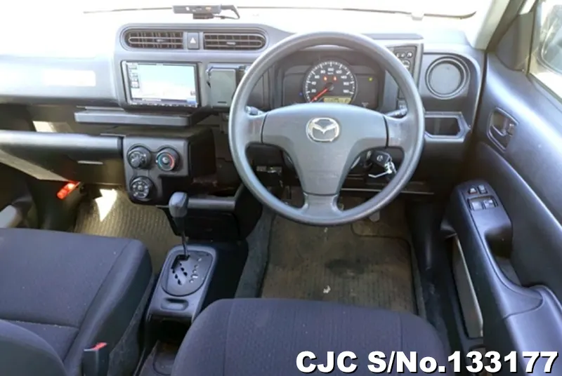 2020 Mazda / Familia Stock No. 133177