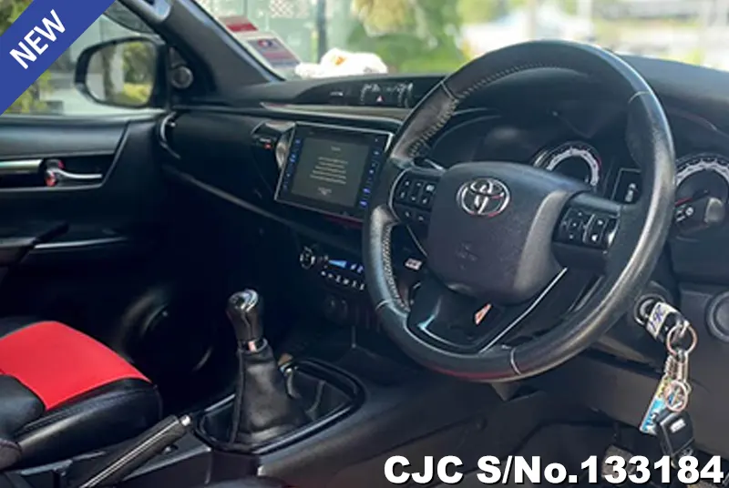 2019 Toyota / Hilux / Revo Rocco Stock No. 133184