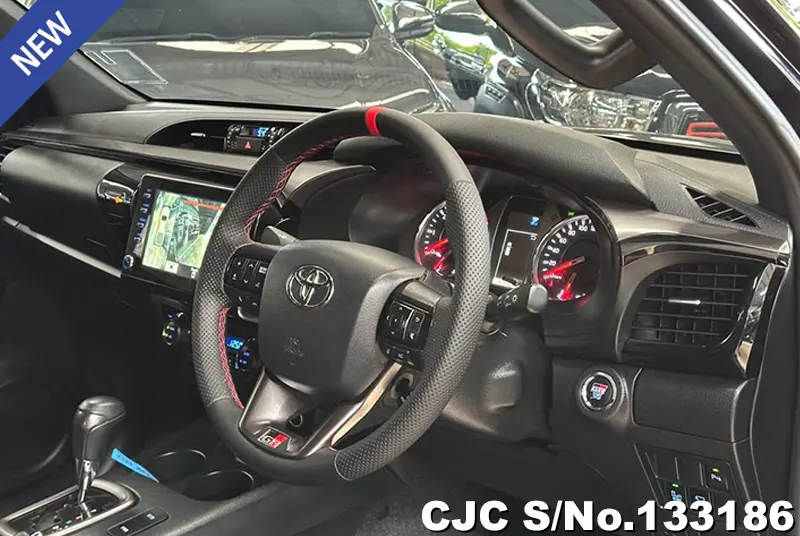 2023 Toyota / Hilux / Revo Stock No. 133186