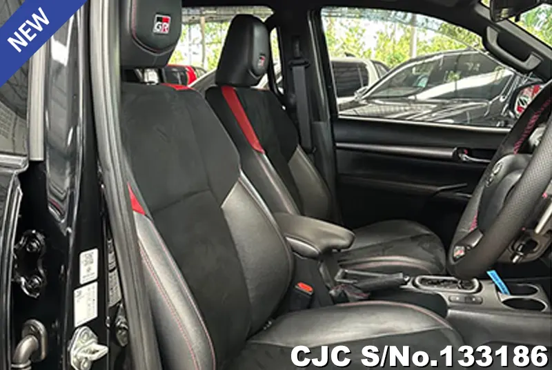 2023 Toyota / Hilux / Revo Stock No. 133186