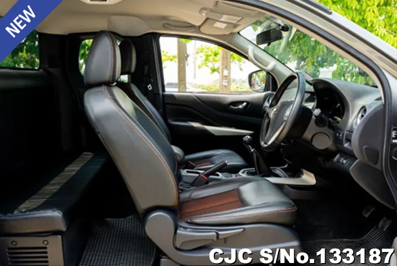 2020 Nissan / Navara Stock No. 133187