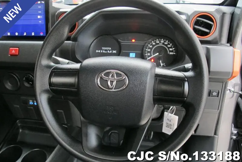 2025 Toyota / Hilux / Champ Stock No. 133188