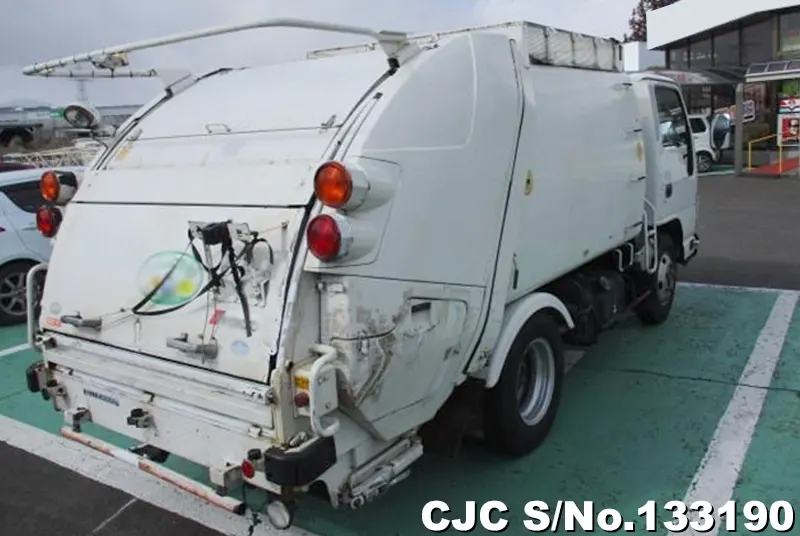 2010 Isuzu / Elf Stock No. 133190