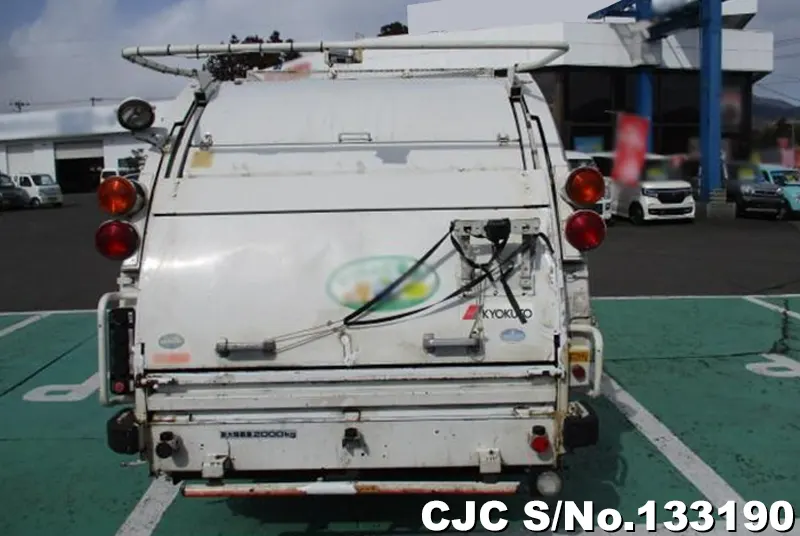 2010 Isuzu / Elf Stock No. 133190