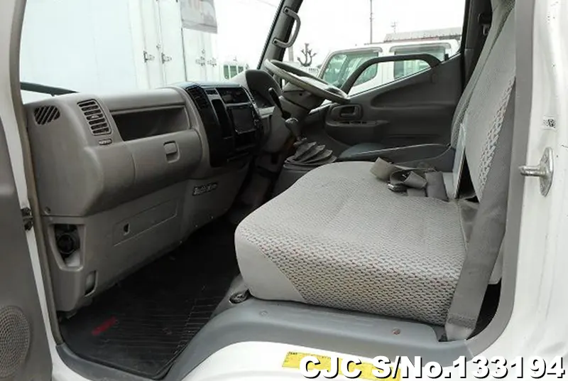 2005 Toyota / Dyna Stock No. 133194