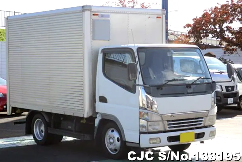 2004 Mitsubishi / Canter Stock No. 133195
