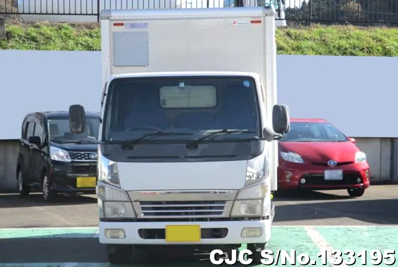 2004 Mitsubishi / Canter Stock No. 133195