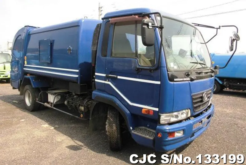 2010 Nissan / Condor Stock No. 133199