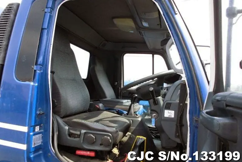 2010 Nissan / Condor Stock No. 133199