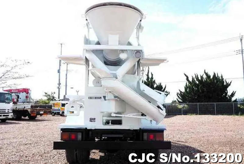 2007 Mitsubishi / Canter Stock No. 133200