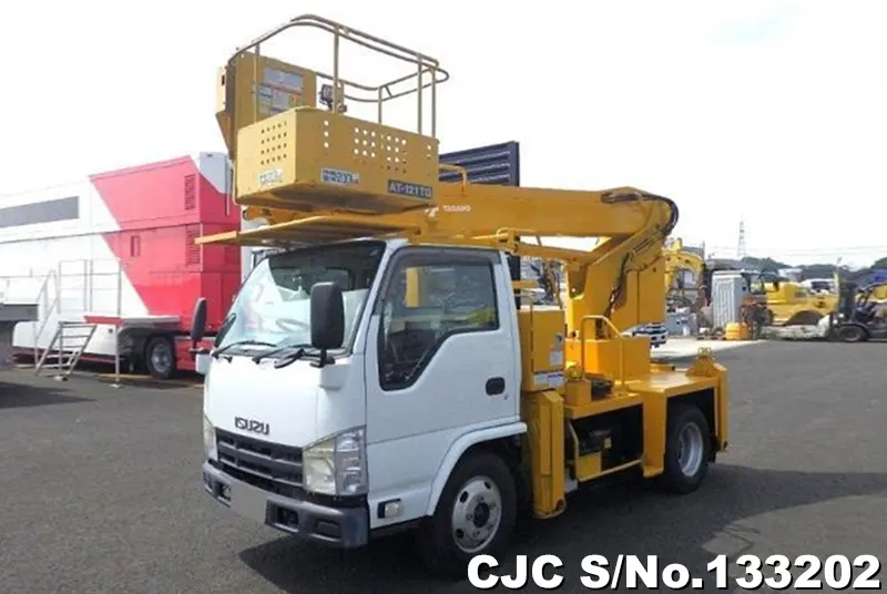 2010 Isuzu / Elf Stock No. 133202