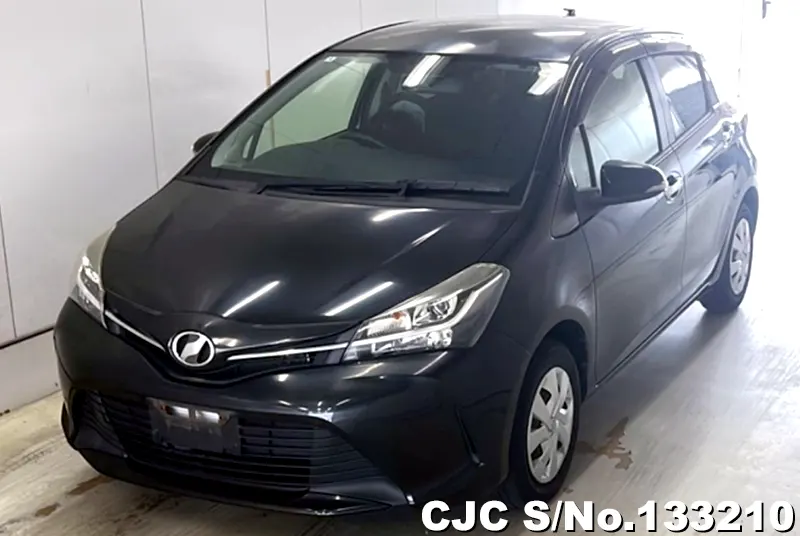 2016 Toyota / Vitz Stock No. 133210
