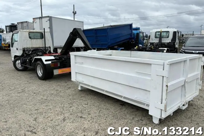 2007 Isuzu / Elf Stock No. 133214