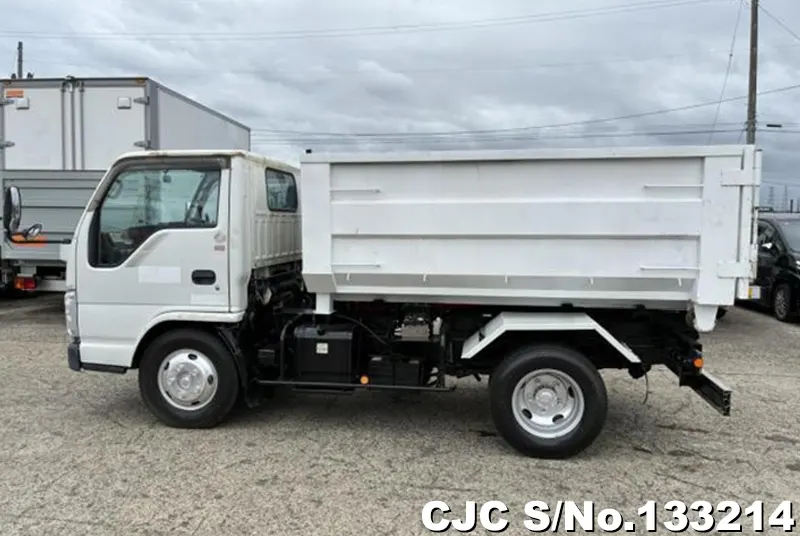 2007 Isuzu / Elf Stock No. 133214