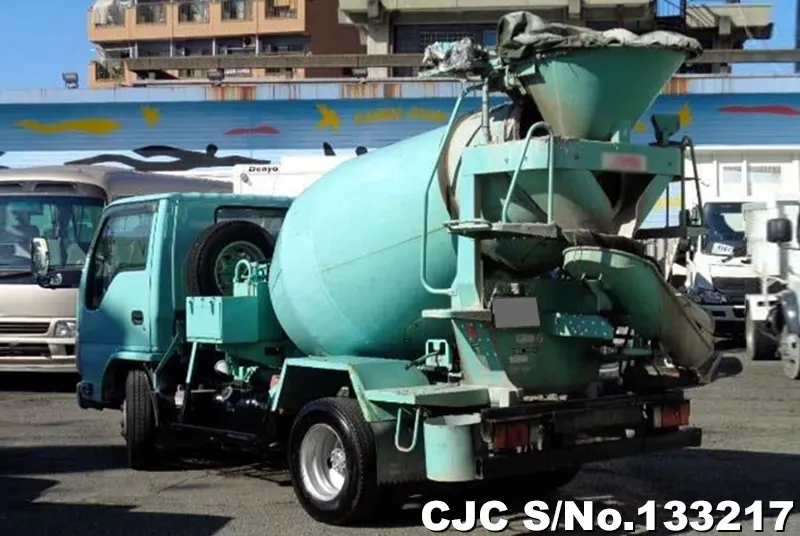 2010 Isuzu / Elf Stock No. 133217