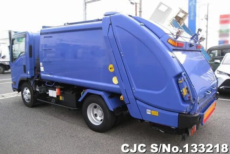 2009 Isuzu / Elf Stock No. 133218
