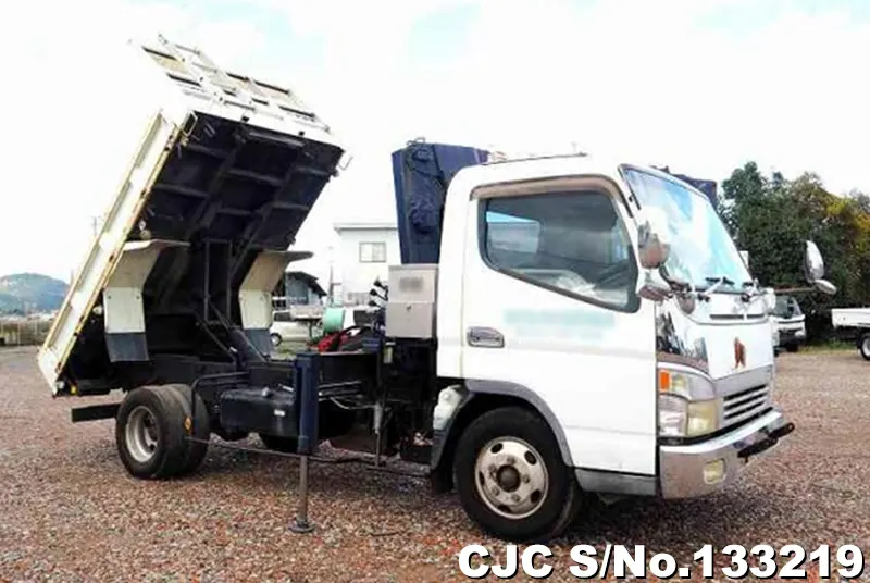 2004 Mitsubishi / Canter Stock No. 133219