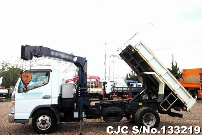 2004 Mitsubishi / Canter Stock No. 133219