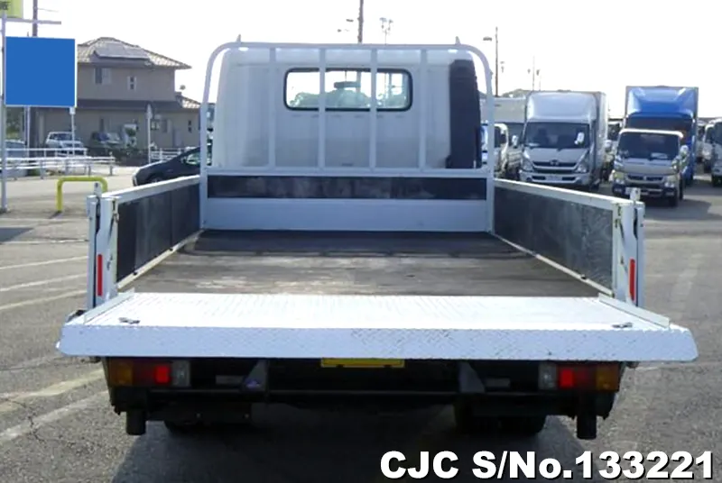 2018 Hino / Dutro Stock No. 133221