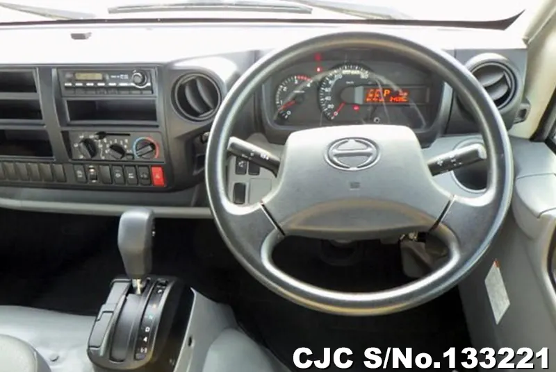 2018 Hino / Dutro Stock No. 133221